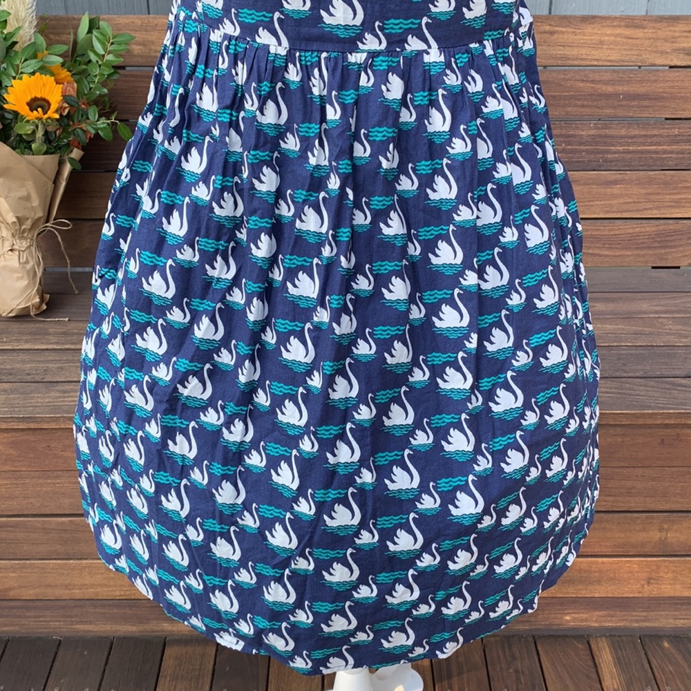 Fervour Swan Dress with POCKETS! XL - Picture 4 of 8